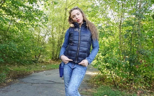 Party babe fucks by the lake