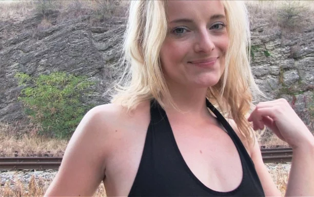 Creampie Ride for a Cheerleader