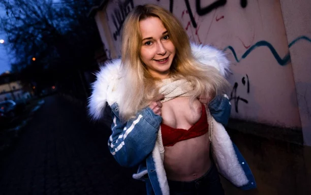 Fresh Face Model Facial